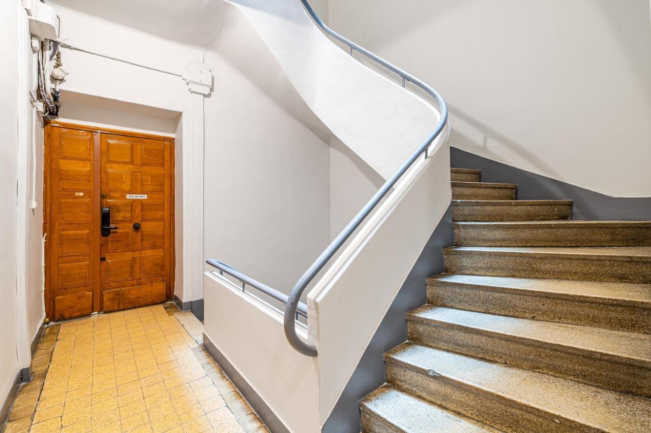 Studio Travel 24M2, 120M Vieux-Port ,Clim , Wifi ,Acces Autonome Avec Code Marsella Exterior foto