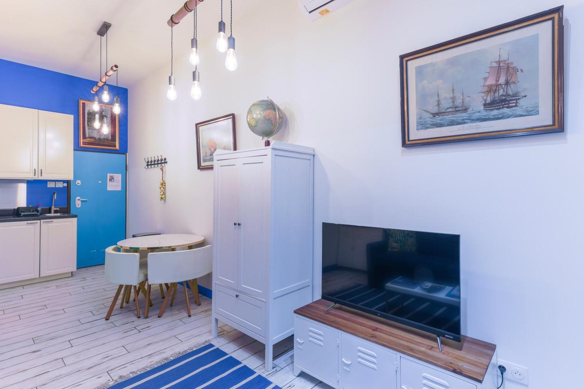 Studio Travel 24M2, 120M Vieux-Port ,Clim , Wifi ,Acces Autonome Avec Code Marsella Exterior foto
